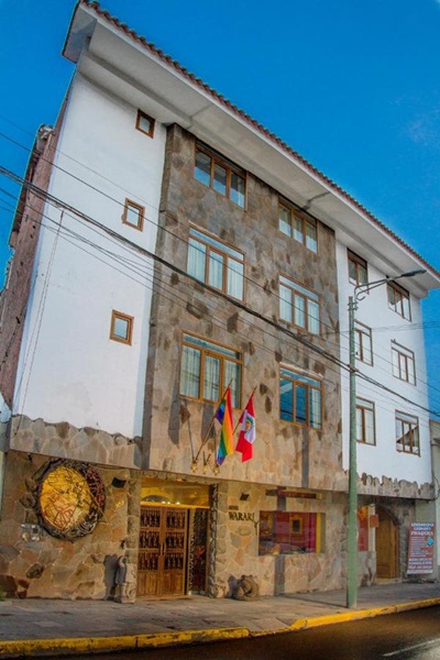 "Hotel Warari Fachada"